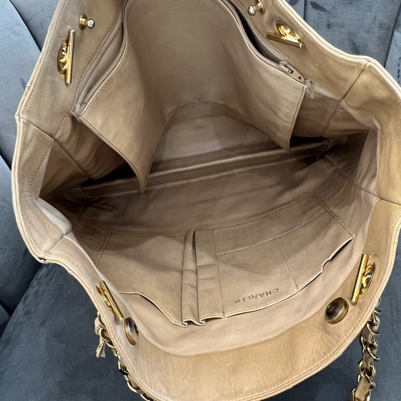 Vintage Chanel Quilted Shopping Tote Bag - Picture 9 of 17